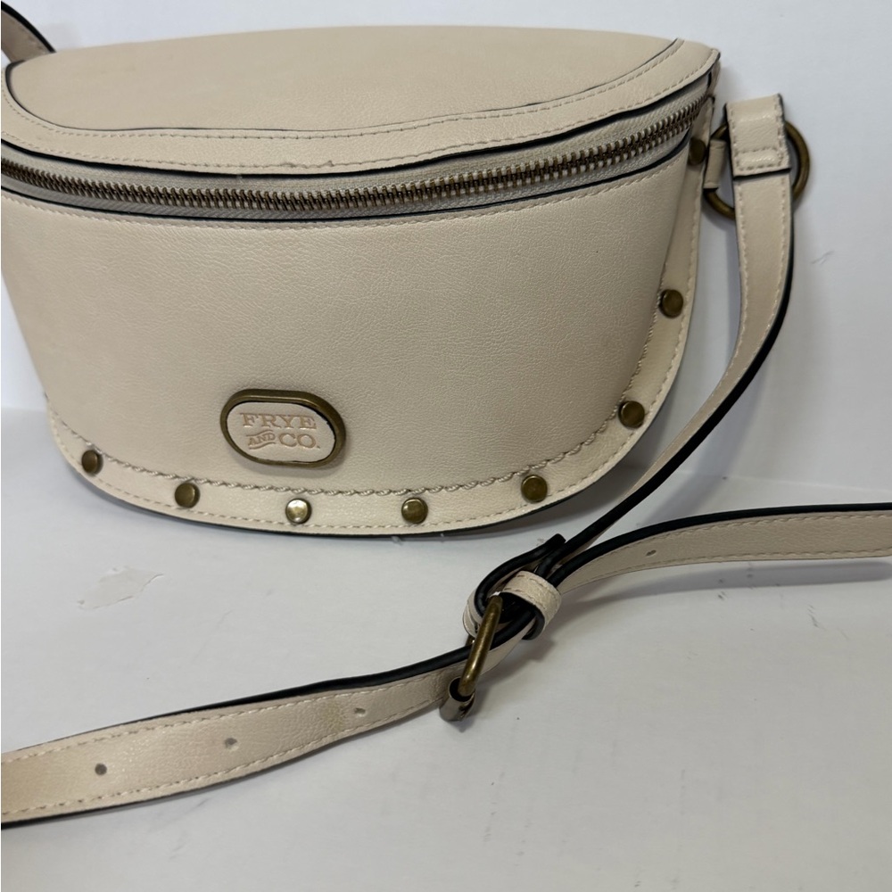 FRYE AND CO. Beige FannyPack with Gold Accents - Picture 6 of 6